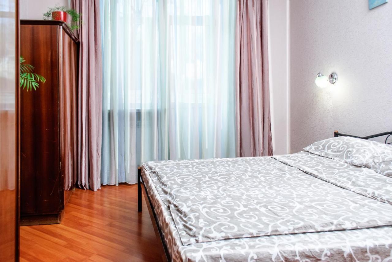 Royal Apartment On Pushkinskaya Kharkiv Exterior photo