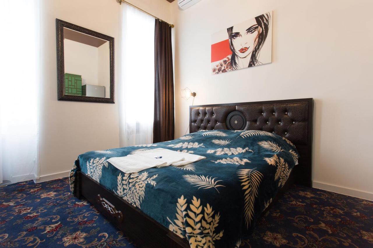 Royal Apartment On Pushkinskaya Kharkiv Exterior photo