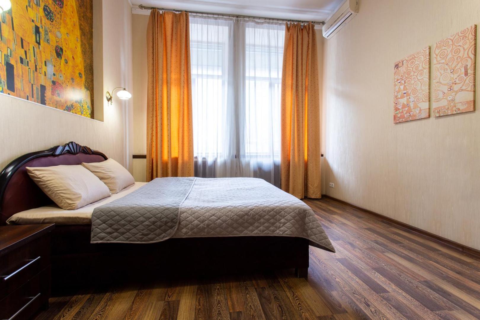 Royal Apartment On Pushkinskaya Kharkiv Exterior photo