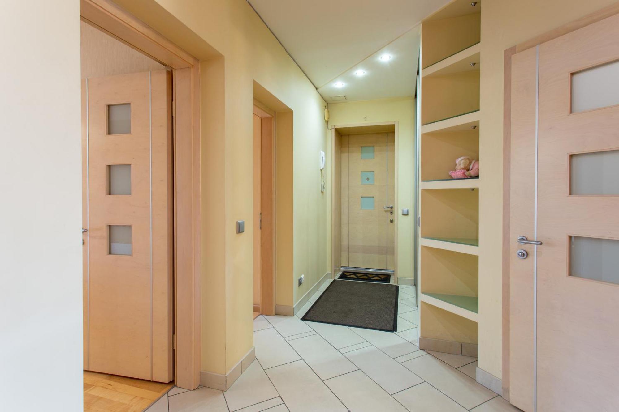 Royal Apartment On Pushkinskaya Kharkiv Exterior photo