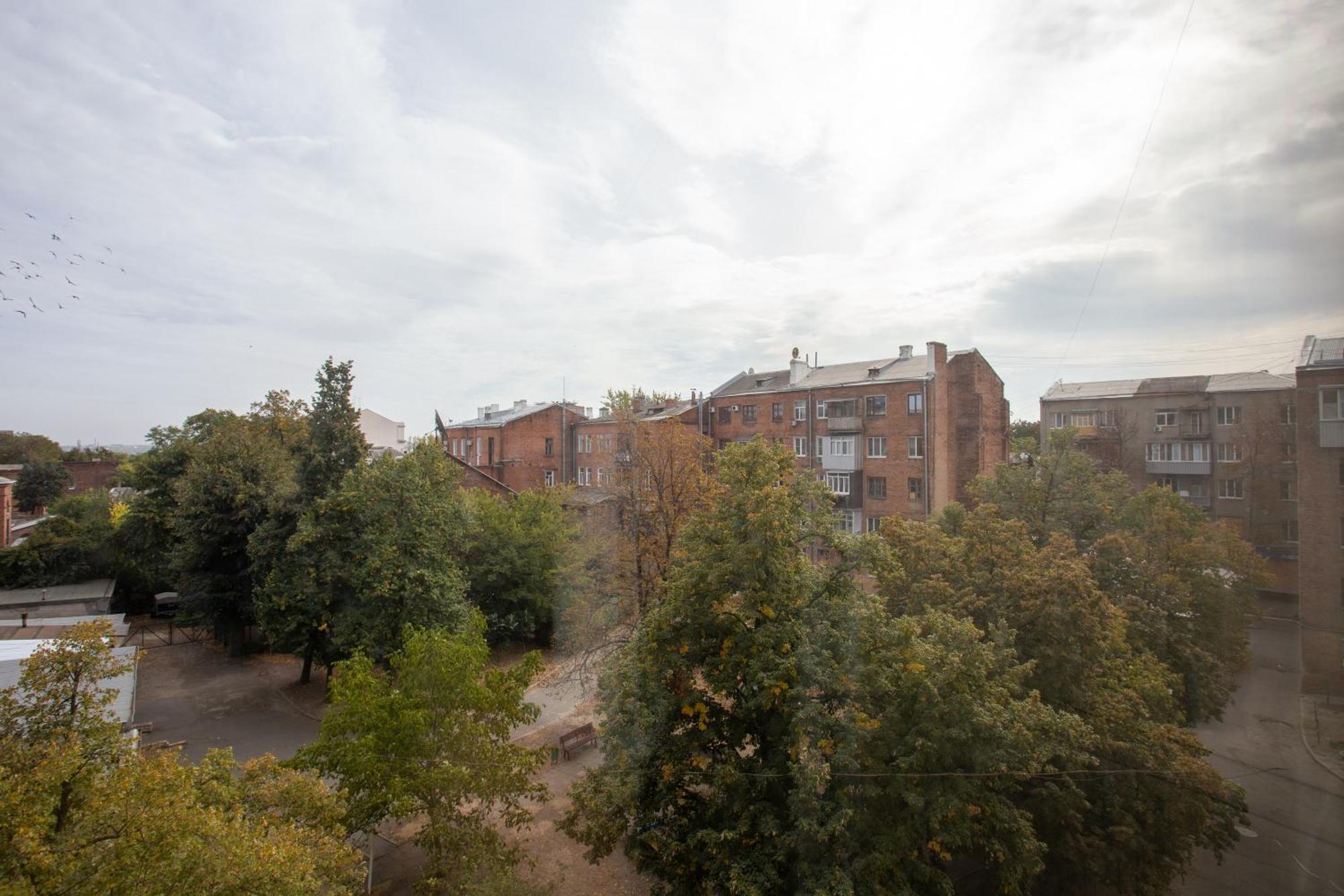 Royal Apartment On Pushkinskaya Kharkiv Exterior photo